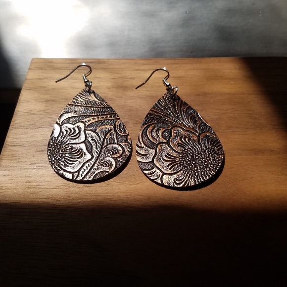 Dark Leather Embossed Shimmer Earrings - Picture 3 of 4